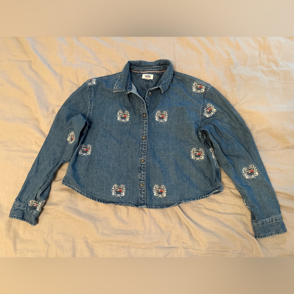 Tommy Hilfiger Classic Denim Cropped Shirt